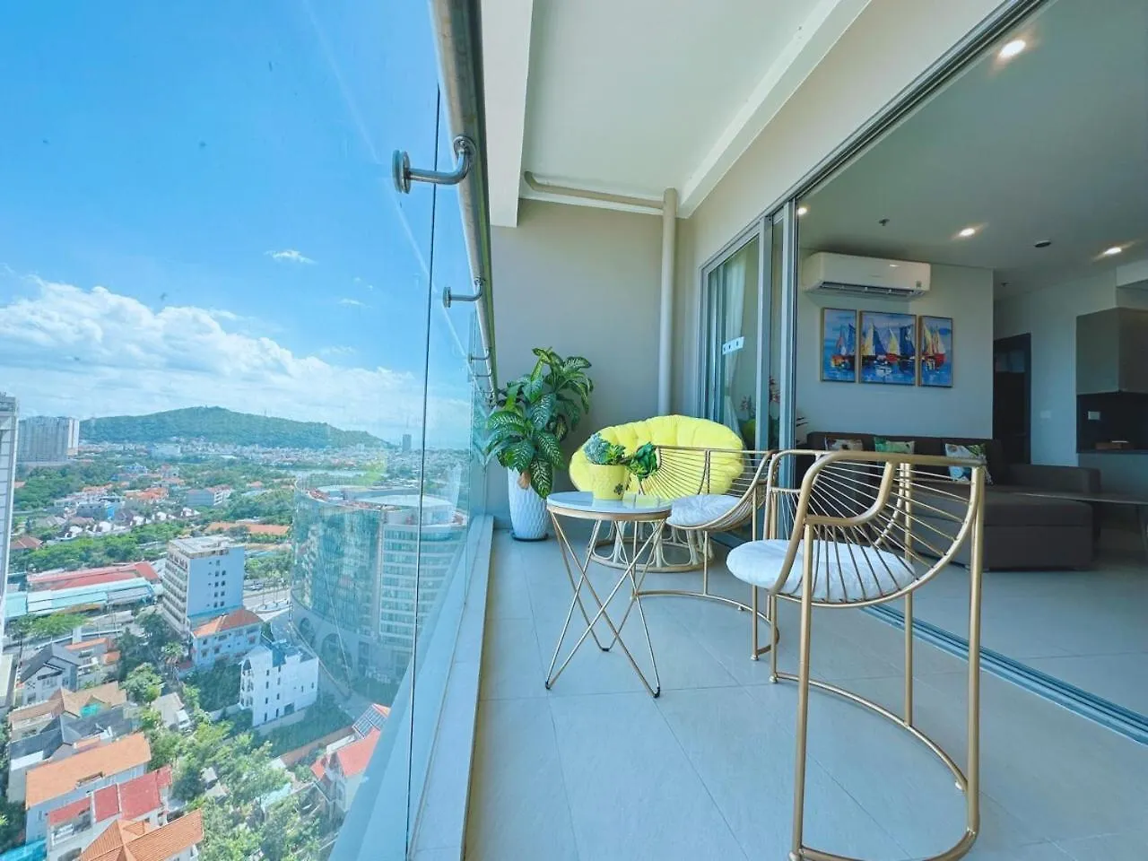 The Song Apartment - Homestay Vung Tau 1992 0*,